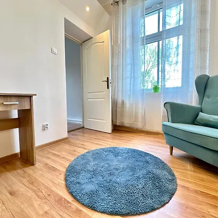 Niepodleglosci 683 & Parking Apartman Sopot